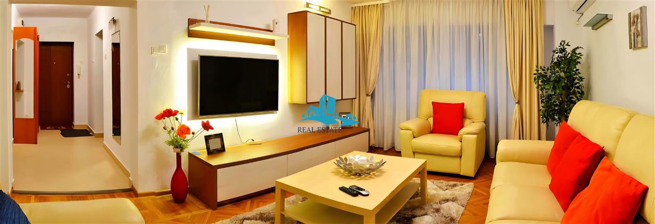 Inchiriere apartament 3 camere Lux Unirii-Fantani - 